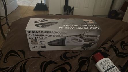 Car vacuum