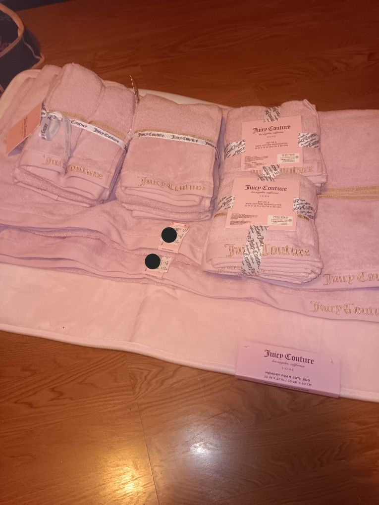 Juicy Couture Pink And Gold Bathroom Set