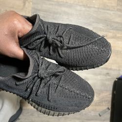 Yeezy Boost 350 V2