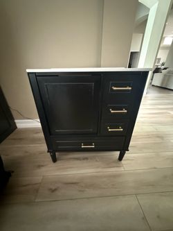 Bathroom vanity