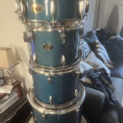 Drum set