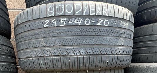 1x used tire 295/40/20 Goodyear