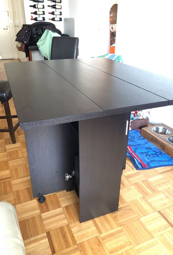 Convertible Bar Table On Wheels With 2 Chairs For In New York Convertible Bar Table On Wheels With 2 Chairs For In New York Ny Offerup