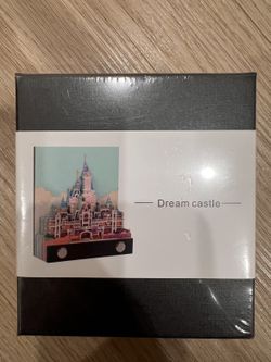 3D Dream Castle Memo Pad — Paper Sculpture Sticky Notes (New, Sealed)