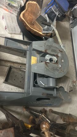 5th wheel hitch