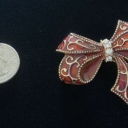 Christmas Bow Pin By Monet