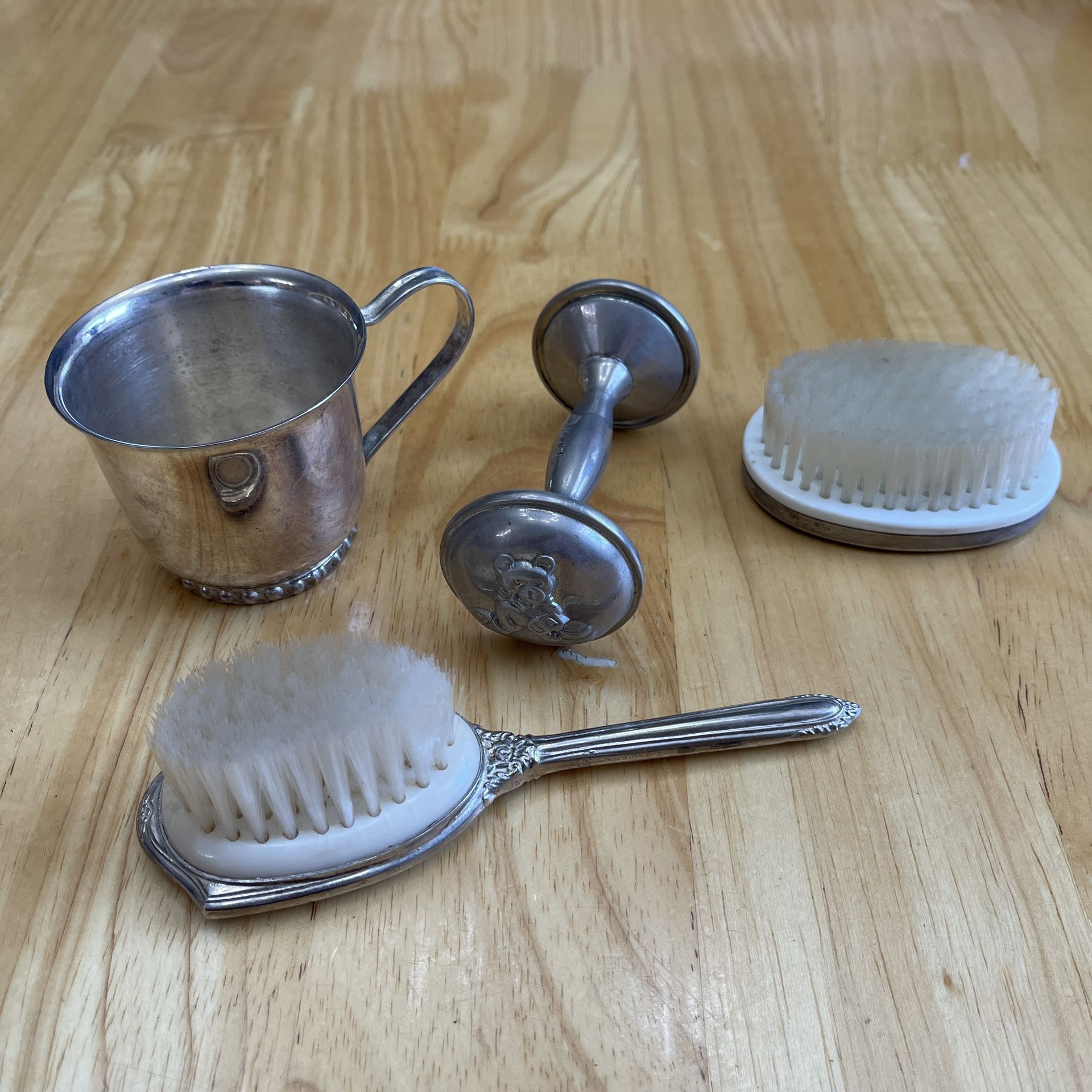(4pc set) SILVER PLATE GODINGER C TEDDY BEAR RATTLE, CUP, and two BRUSHES