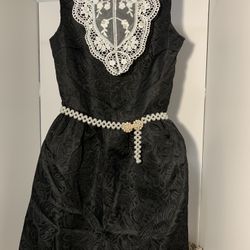 Girl’s Dress
