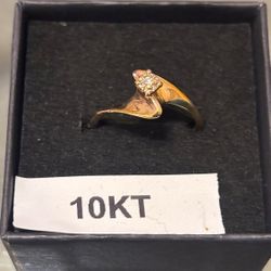 10kt Yellow Golden Ring