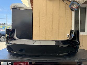 2017 2018 2019 2020 2021 2022 2023 TESLA MODEL 3 REAR BUMPER COVER OEM USED