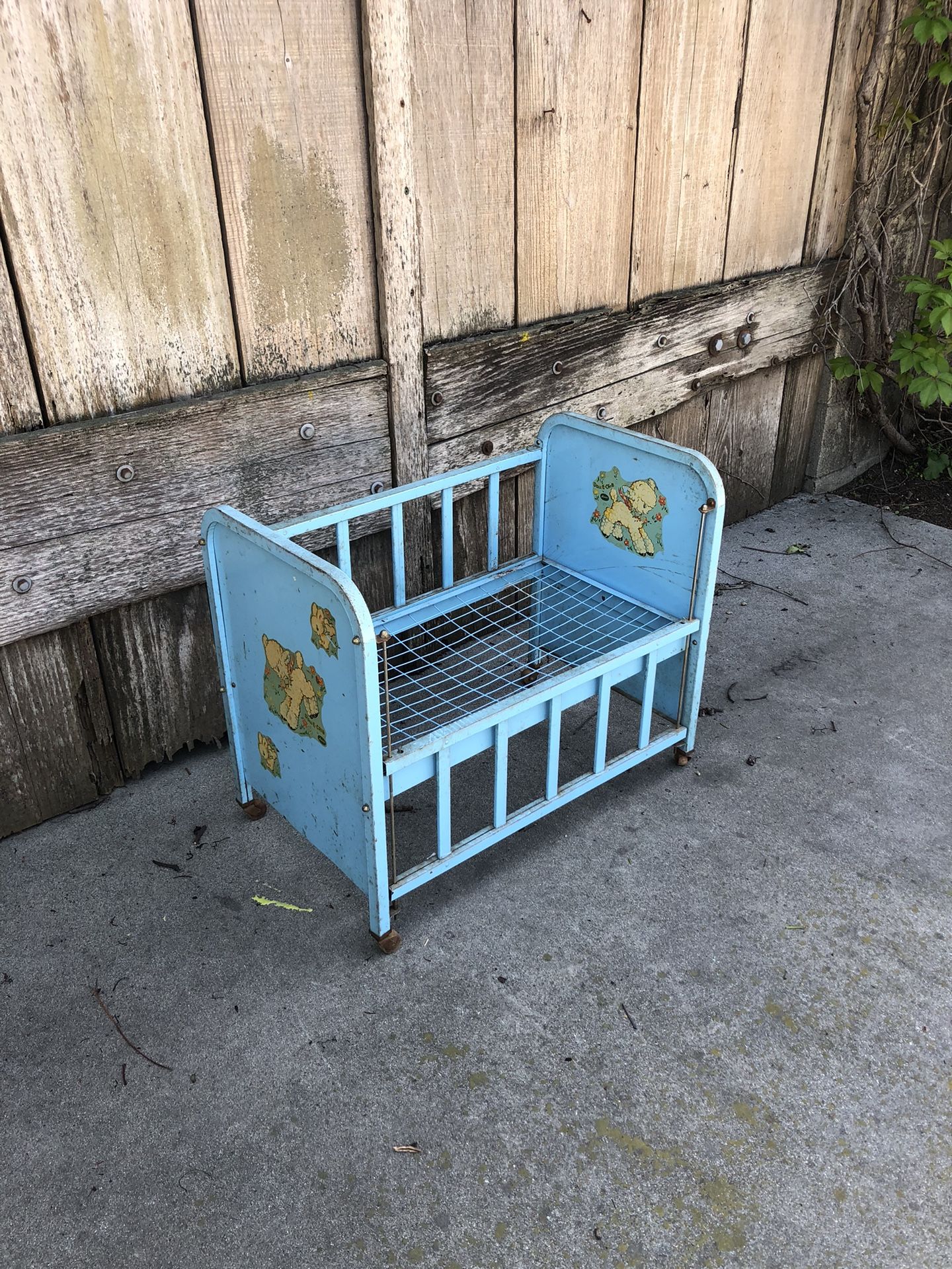 Antique Doll-E-Crib By AMSCO Blue Metal DOLL CRIB With Wheels & Drop Side