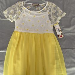 Yellow Flower Dress Girl’s  Size Medium New With Tags 