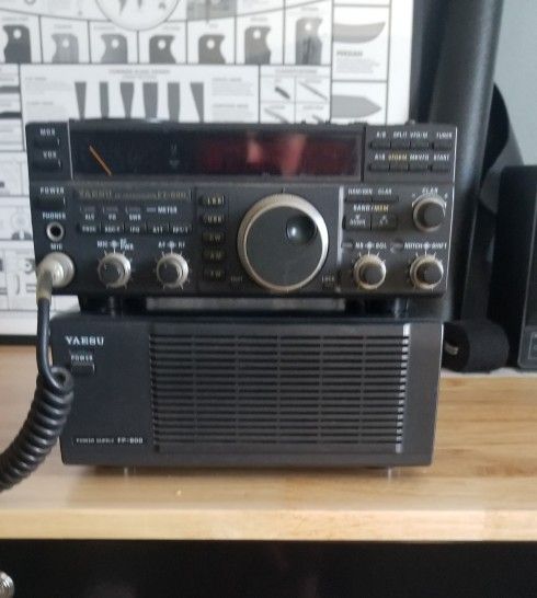 Yaesu FT-890 And Yaesu FP-800