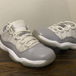 Jordan 11 Low Cement Grey
