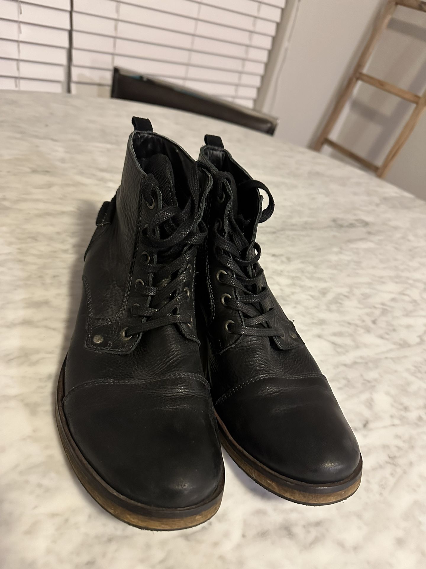 Men’s Aldo Leather Boots Size 10