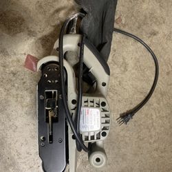 Belt sander