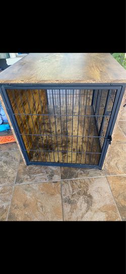 2 door wooden dog crate (large dogs)