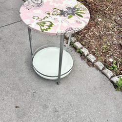 Accent Table 