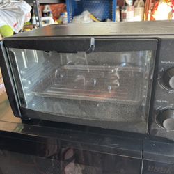 Small Toaster Oven New Condition