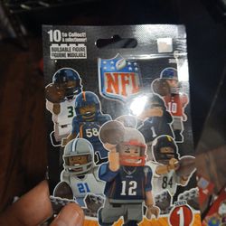 NFL Series 1 Buildable Figure MYSTERY SEALED 