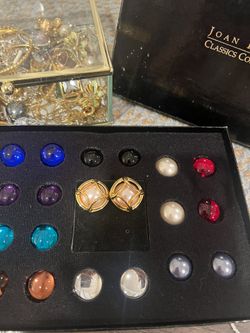 Vintage Joan Rivers Earring, Changeable Stones Glass Brand New Condition