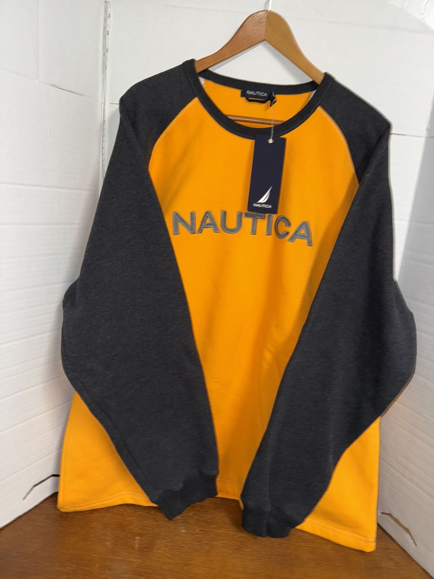 New With Tag XXL NAUTICA Sweatshirt 