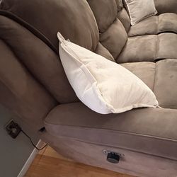 Power recliner sofa and loveseat