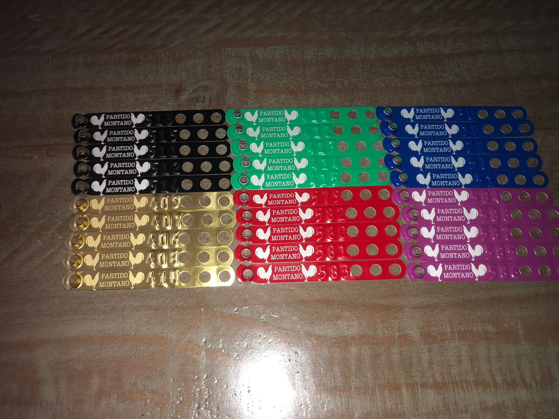 Rooster Bands & Wing Bands