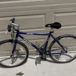 Trek 830 Mountain Bike – USA-Made Classic 