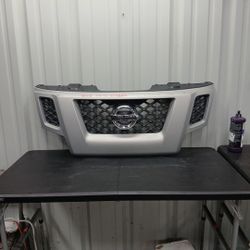 Nissan Xterra Grille 2008 2009 2010 2011 2012 2013 2014 Used Oem 