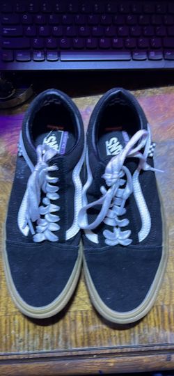Vans Old Skool Black Low-Top Sneakers