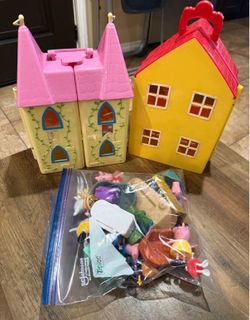 Peppa pig houses and accessories