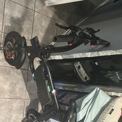 SwagCycle Pro Electric Foldable Bike with  Charging - Black