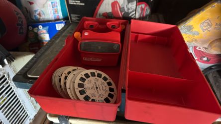 All 3-D games like a little movie theater or game