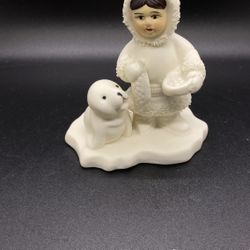 Arctic Kids Of Alaska Snowbabies Porcelain Winter Scene Girl Feeding Fish To Seal 3”T
