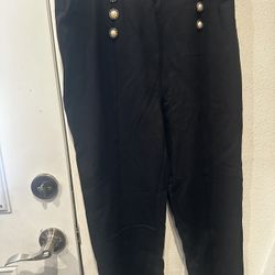 Woman’s Pants