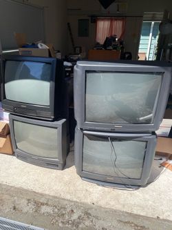 CRT TV Wall / Lot for sale