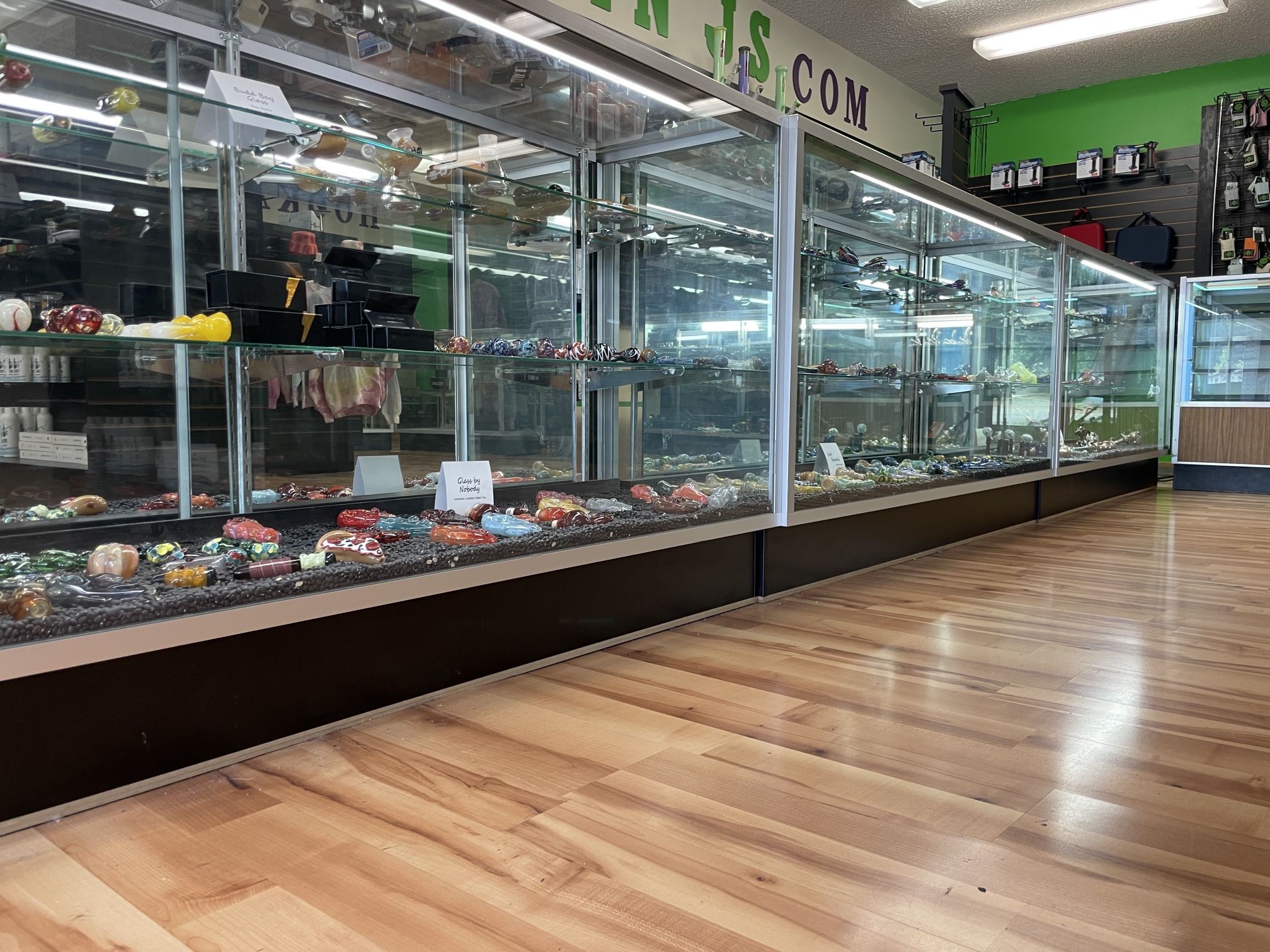 Lit 4 Foot Display Cases