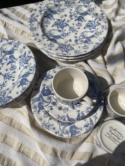 Stoffordshire Bird Of Paradise 4 Sets, 5 Piece Place Setting