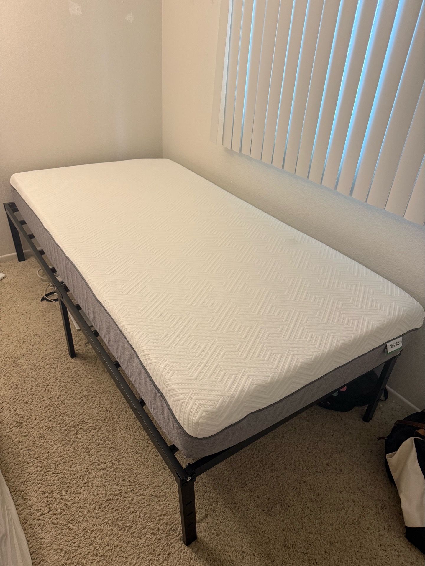 twin xl mattress and bed frame