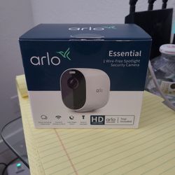 Arlo Essential Spotlight Camera Wireless 