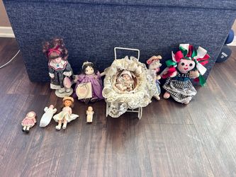 Vintage Doll Collection – Mixed Lot of  9