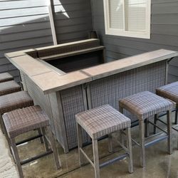 Costco Outdoor Bar With Stools 