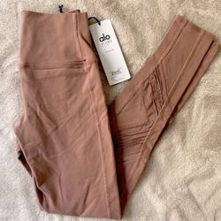 Alo Leggings