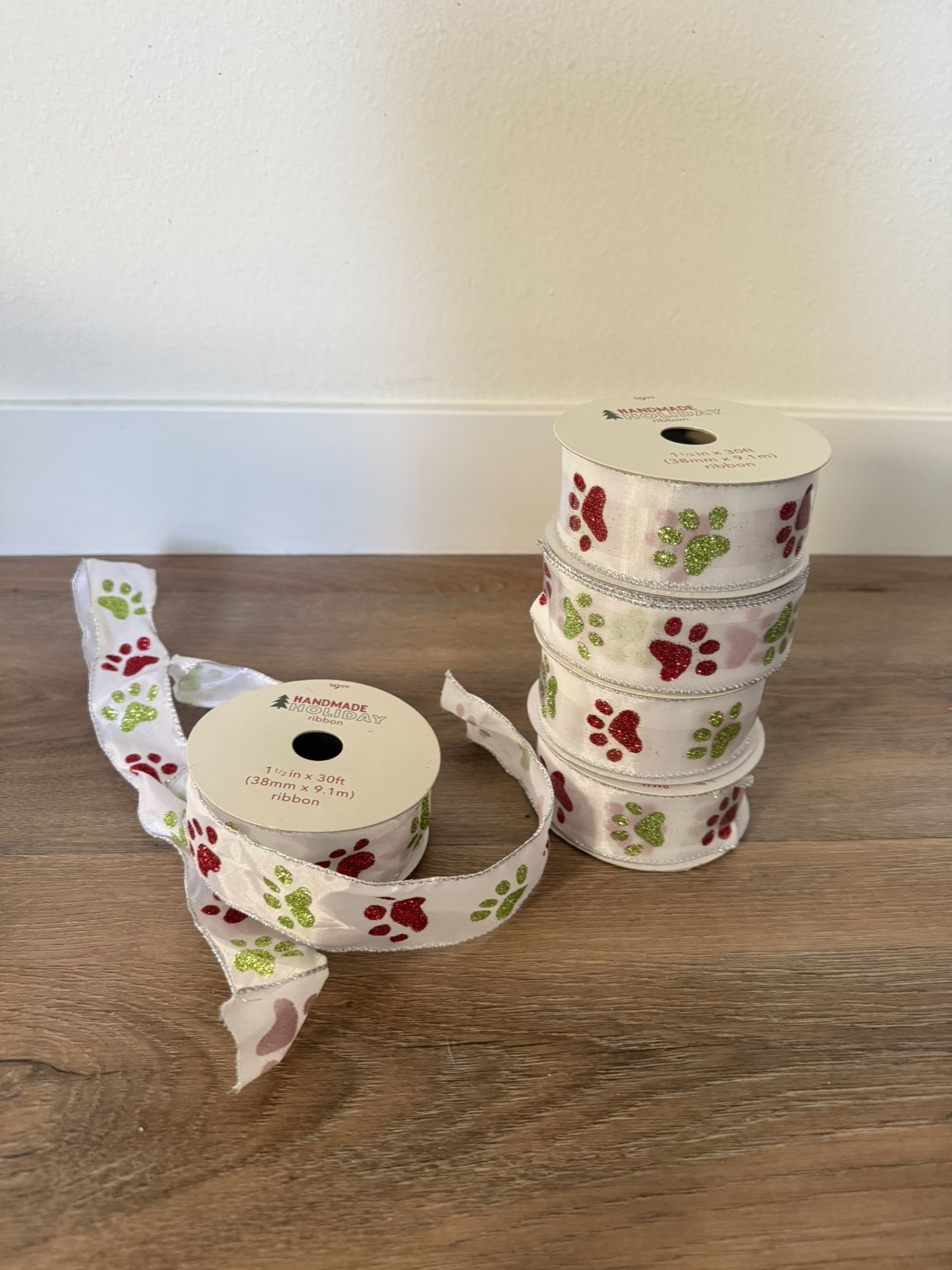 Christmas Pet Paws Holiday Ribbons
