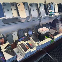 Unlocked Iphone And Samsung 