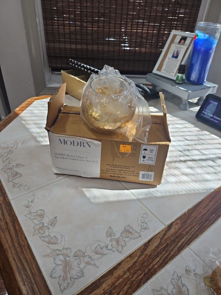 Gold Voltive Holder