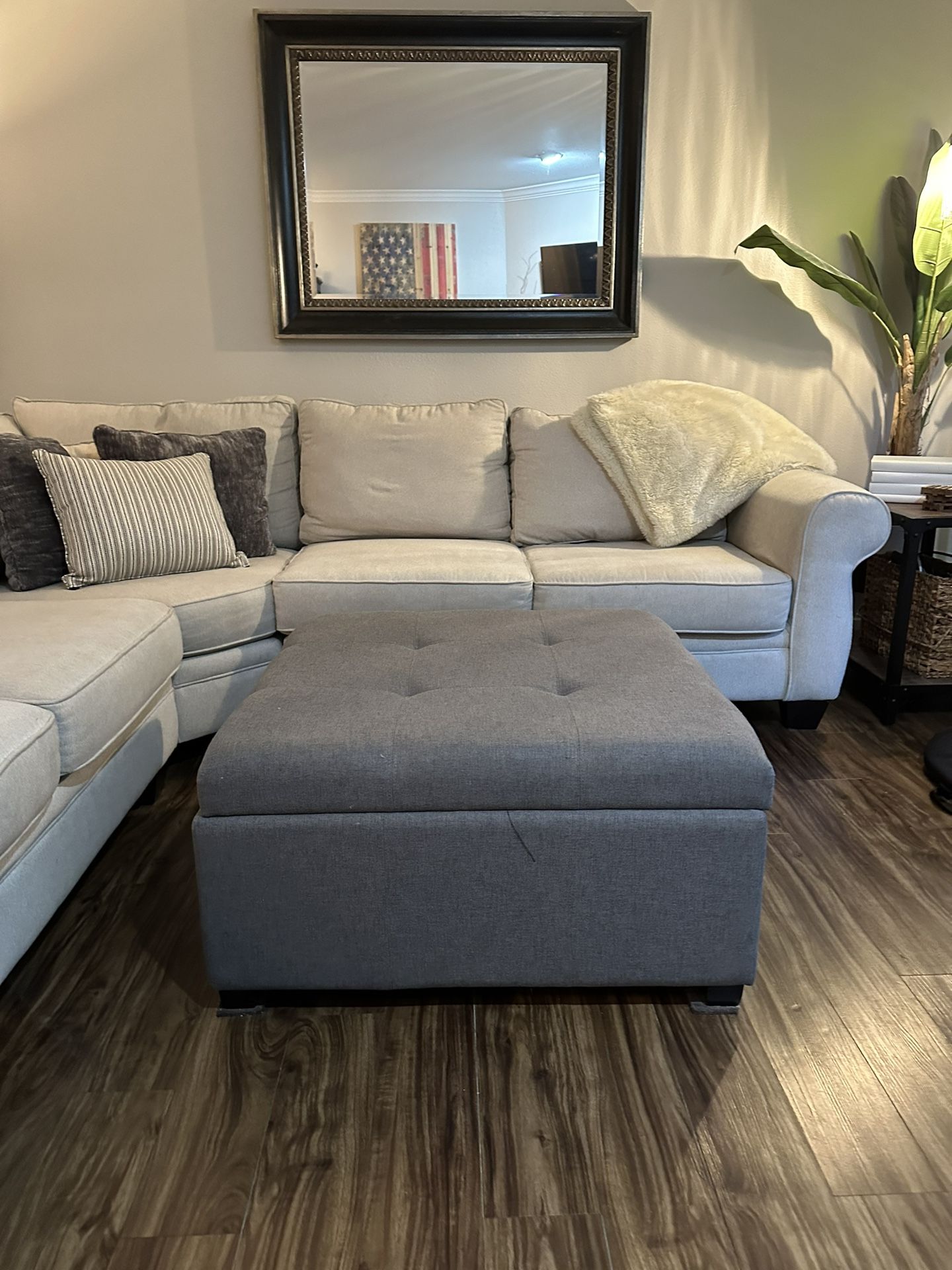 Section Sofa pottery barn dupe for Sale in Issaquah, WA OfferUp