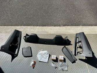 Porsche Cayenne engine compartment plastic covers