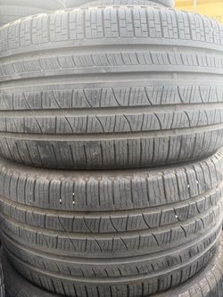 (2) 295/35R21 PAIR OF USED TIRES PIRELLI SCORPION 65% LIFE !!